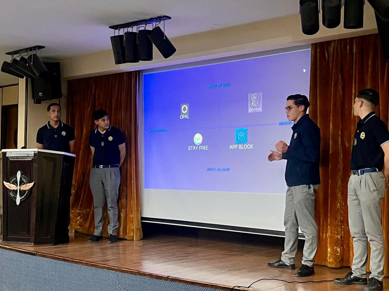 Participant pitching
